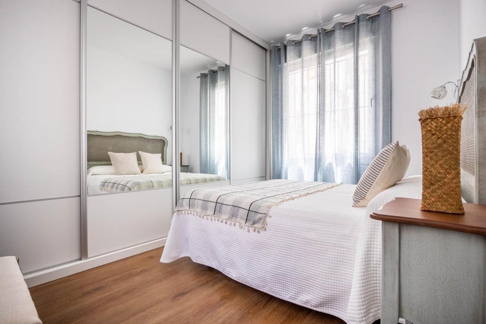 Apartamentos Poemas & Rimas De Becquer เซบีญา ภายนอก รูปภาพ